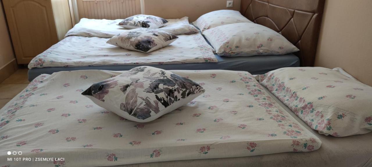 Hodosi Apartman Apartment Veľký Meder Bagian luar foto