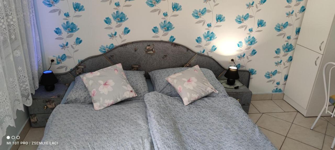 Hodosi Apartman Apartment Veľký Meder Bagian luar foto