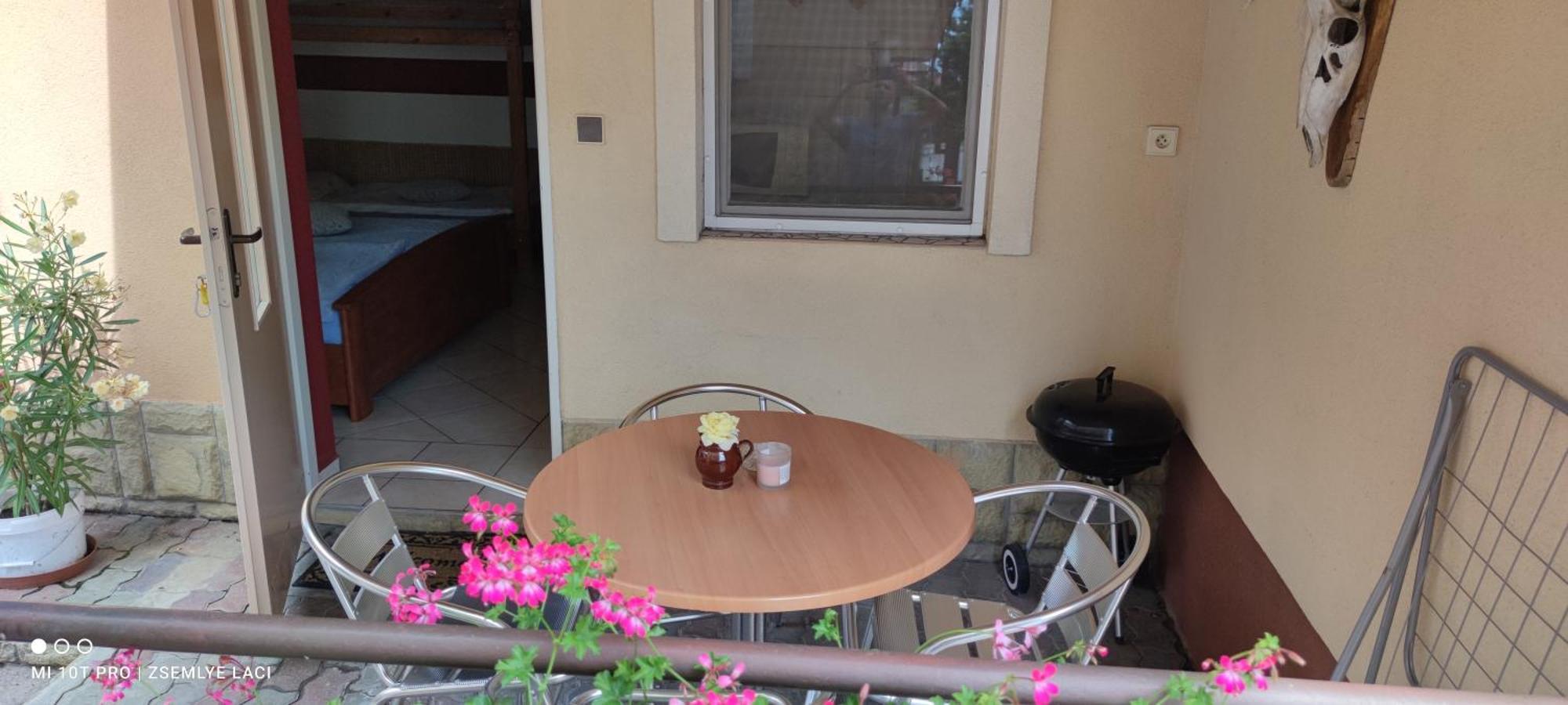 Hodosi Apartman Apartment Veľký Meder Ruang foto