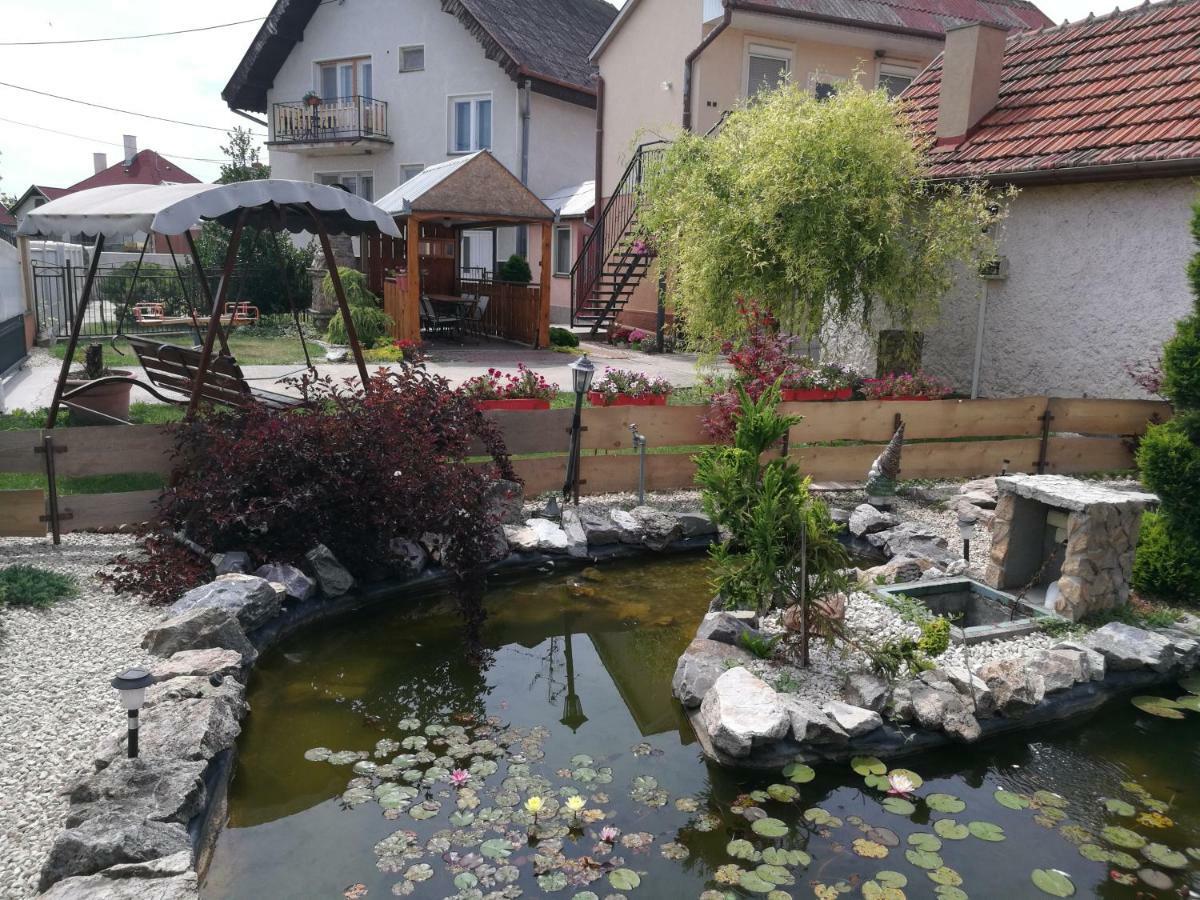 Hodosi Apartman Apartment Veľký Meder Bagian luar foto